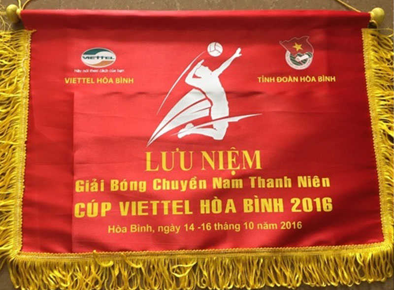 Mẫu cờ lưu niệm bóng chuyền cho giải đấu và hội thao