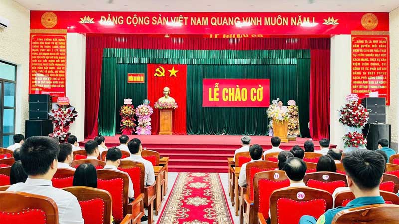 hinh anh co dang cong san viet nam 1 7